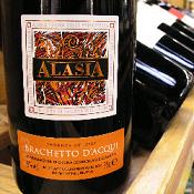 Summery sparkling red from northern Italy.